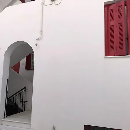 Makares Downtown דירה Naxos City